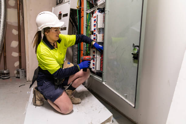  Danielson, CT Electrician Pros