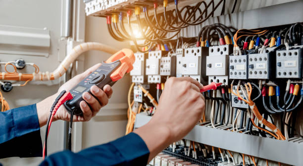 Best Local Electrician Companies  in Danielson, CT